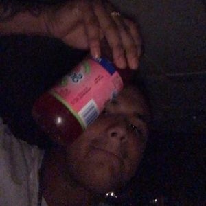 Meet your Posher, Carlos